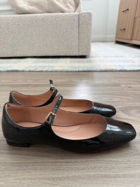 8.5 Cole Haan Women’s Black Patent Mary Jane Flats